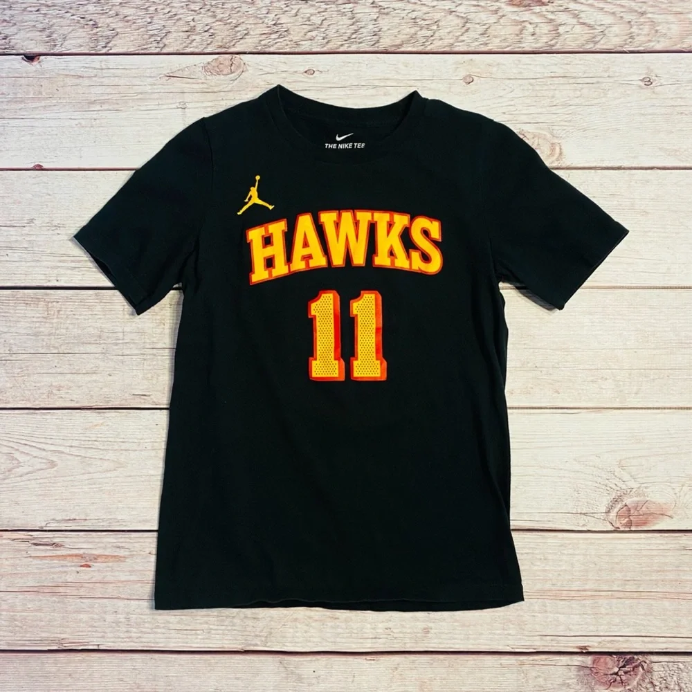 📌NIKE • Hawks  “Young” • Shirt